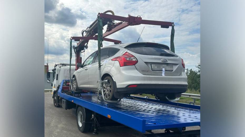 Под Воронежем остановили Ford с неоплаченными штрафами на миллион рублей
