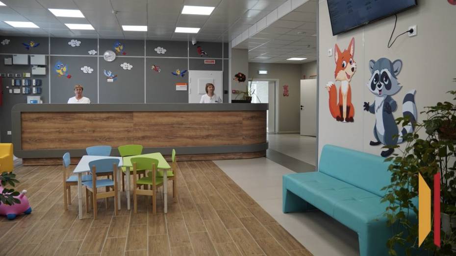 В Острогожске Воронежской области открыли новую детскую поликлинику