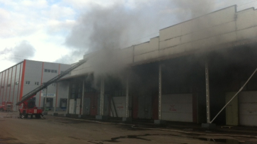 Владельцы сгоревшего склада в Воронеже выдвинули версию поджога