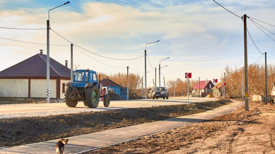 Дорогу за 66 млн рублей построили в Аннинском районе