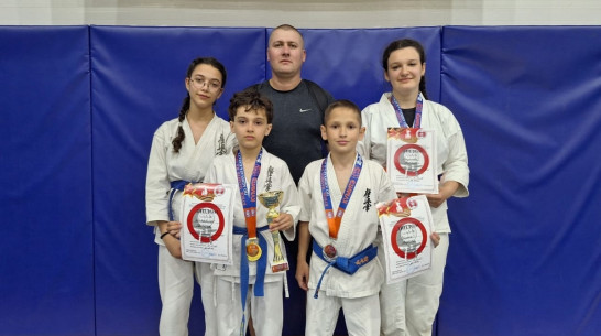 Грибановский каратист взял «золото» на межрегиональном турнире
