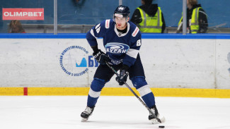 Воронежский «Буран» победил тульский АКМ в овертайме на домашнем льду