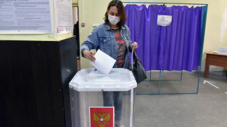 В масках и под камерами: как в Воронеже проходит первый день голосования
