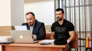 В Воронеже возобновился процесс в отношении «черного кредитора» Наумовского