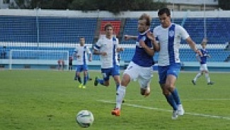 Игрок «Факела» Артем Бекетов: «На воронежском стадионе чувствуешь себя как дома»