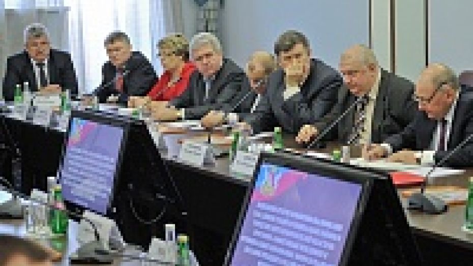 Главы районов Воронежской области повысили свою квалификацию
