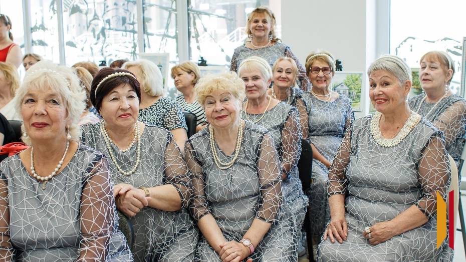 Губернатор Александр Гусев обратился к воронежцам старшего поколения с теплыми словами