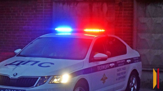 Воронежские полицейские помогли добраться до больницы семье с грудным ребенком