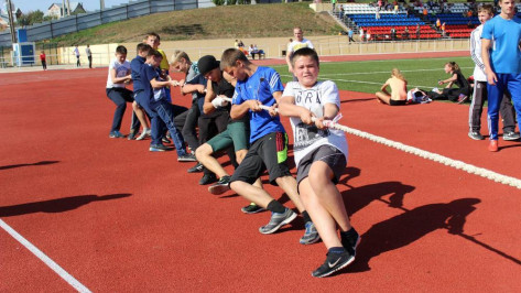 День физкультурника в Хохольском районе собрал более 200 спортсменов