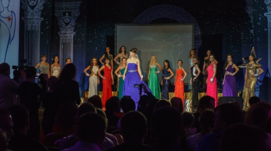 Воронежская спасательница сыграла в классики на конкурсе «Мисс МЧС России»