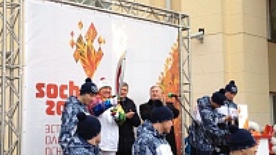 В Воронеже стартовала эстафета Олимпийского огня