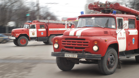 В Воронежской области 39-летнего мужчину госпитализировали после пожара