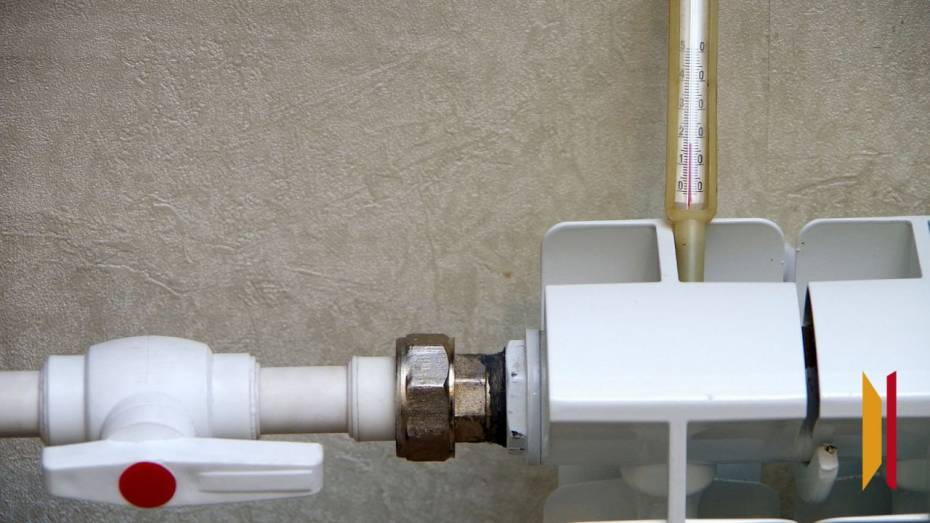 В Воронеже отопление включили в 4461 многоквартирном доме