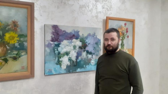 Россошанцев пригласили на выставку павловского художника Алексея Трубчанинова