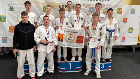 Борисоглебцы завоевали 3 «золота» на финальных соревнованиях по всестилевому карате областной спартакиады учащихся