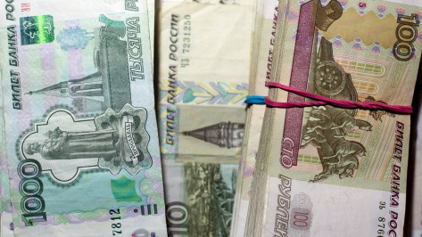 В апреле средняя зарплата в Воронежской области составила почти 52 тыс рублей