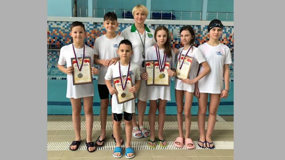 Поворинские пловцы взяли 4 «золота» на открытом «Новогоднем турнире»
