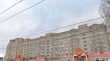 Мужчина выпал из окна девятиэтажки на Ленинском проспекте в Воронеже