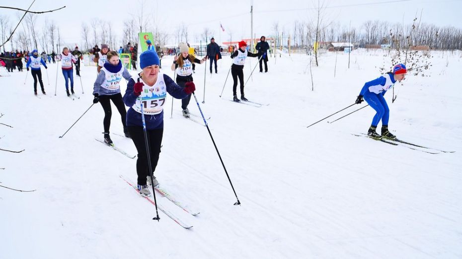 Бутурлиновцев позвали присоединиться к лыжной гонке «Лыжня России – 2019»