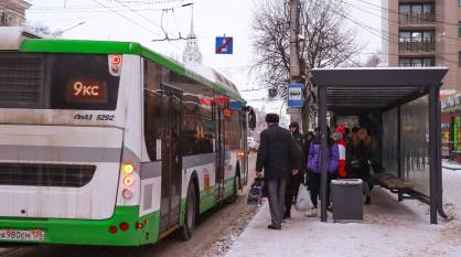 Шесть автобусных маршрутов изменили в Воронеже