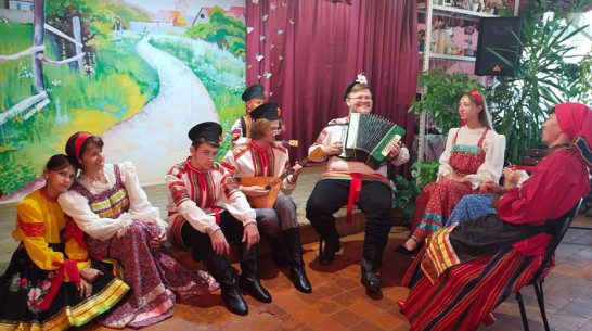 В Репьевском районе проведут открытый фестиваль исполнителей частушек