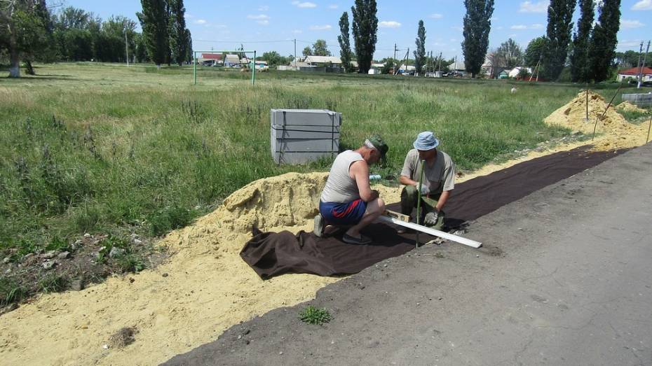 В Воробьевском районе в 2 селах сделают тротуары
