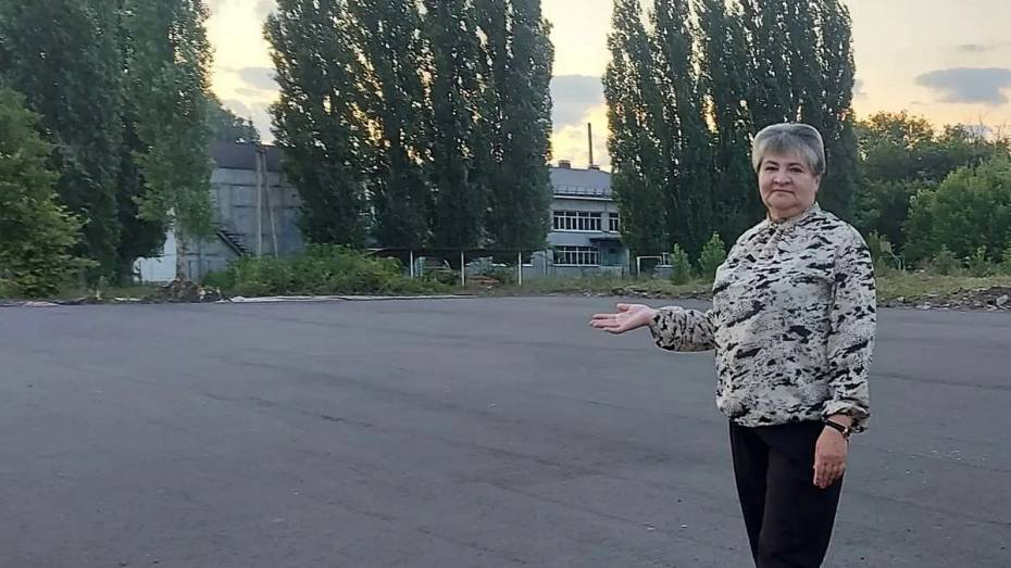 В борисоглебском поселке Миролюбие благоустроили площадку для катания на роликах