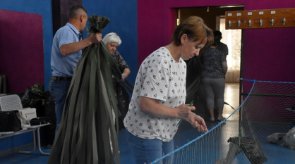 Жителей Кантемировского района попросили помочь с плетением маскировочных сетей