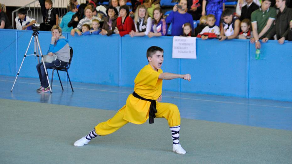 Воронежцев пригласили на бесплатные занятия по китайской гимнастике