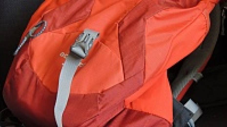 Воронежец ограбил прохожего из ревности