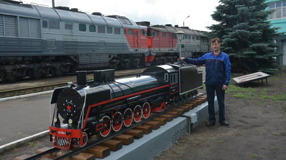 Поворинские железнодорожники сделали макет-памятник паровозу «Феликс Дзержинский»