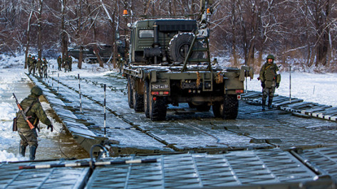В Воронежской области военные ЗВО провели противопаводковую тренировку
