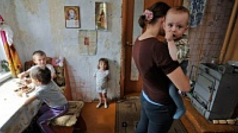 Читательница РИА «Воронеж» помогла многодетной семье из Харькова получить временную регистрацию