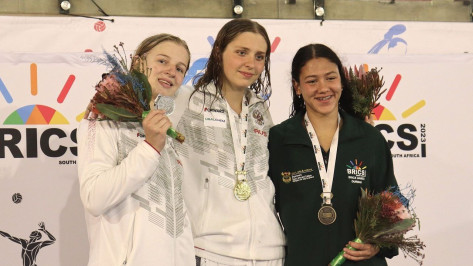 Воронежская пловчиха Дарья Клепикова завоевала 9 золотых медалей на Играх БРИКС