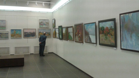 В Воронеже открылась выставка по итогам пленэра в Острогожске