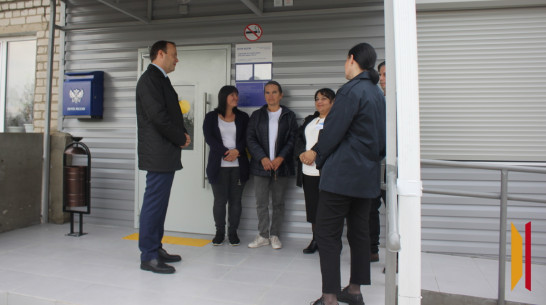 В панинском селе Красный Лиман открыли обновленное почтовое отделение