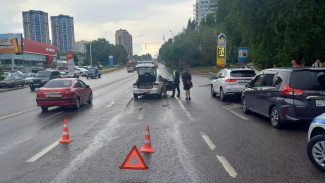 В Воронеже пожилая женщина погибла под колесами Volkswagen на улице 9 Января