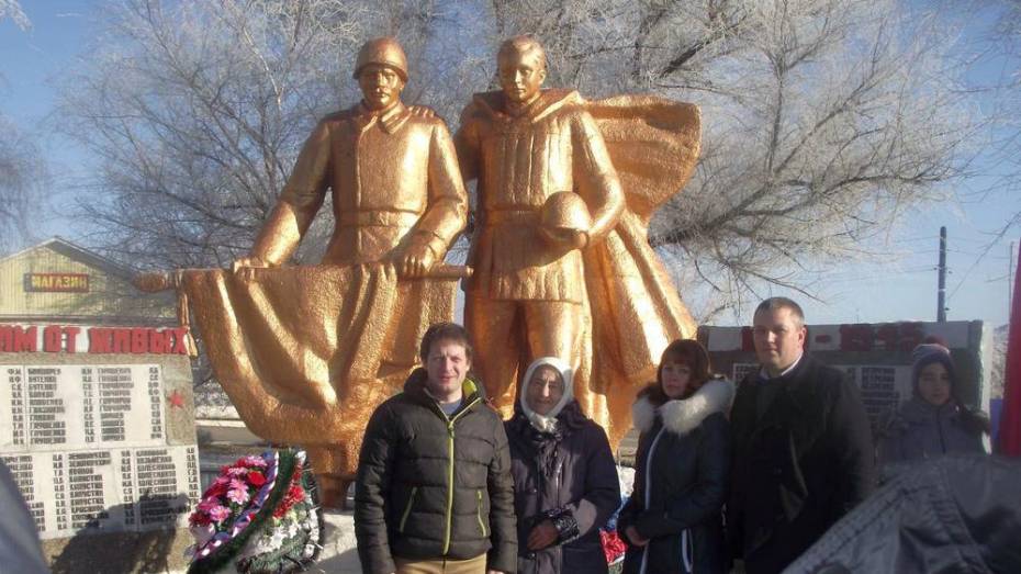 В Богучарском районе нашли родных погибшего под Тулой в 1942 году офицера 