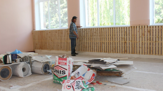 В Докучаевской школе Таловского района отремонтировали спортзал