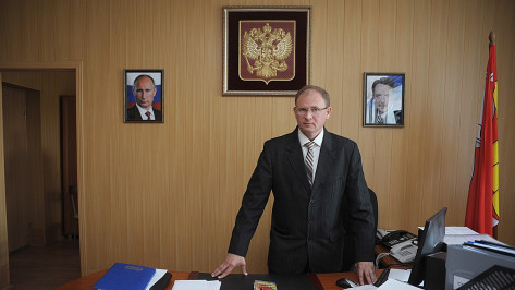 Губернатор Воронежской области принял отставку главы администрации Поворинского района
