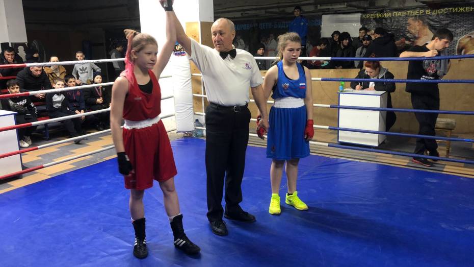 Каширская спортсменка завоевала «золото» на турнире по боксу в Ессентуках