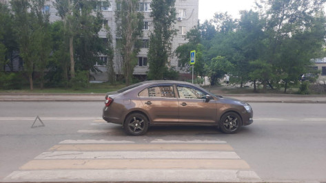Skoda Rapid сбила 13-летнюю девочку на пешеходном переходе в Воронеже