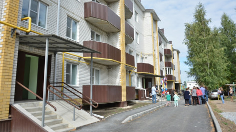 В Острогожске из ветхого жилья переселили 47 семей
