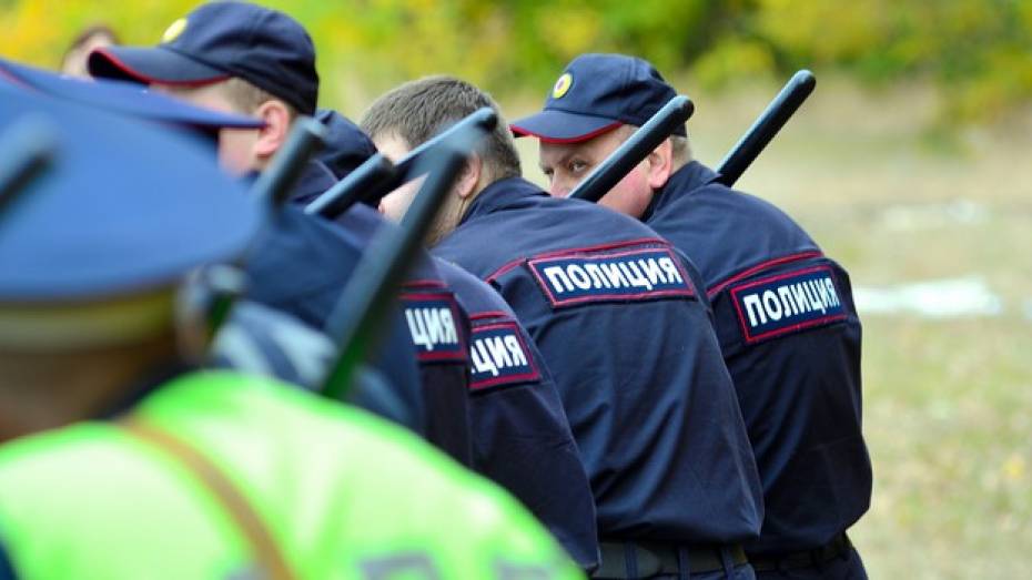 Борисоглебские полицейские научились пресекать массовые беспорядки