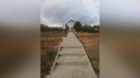 В кантемировском селе Титаревка благоустроили территорию военного мемориала
