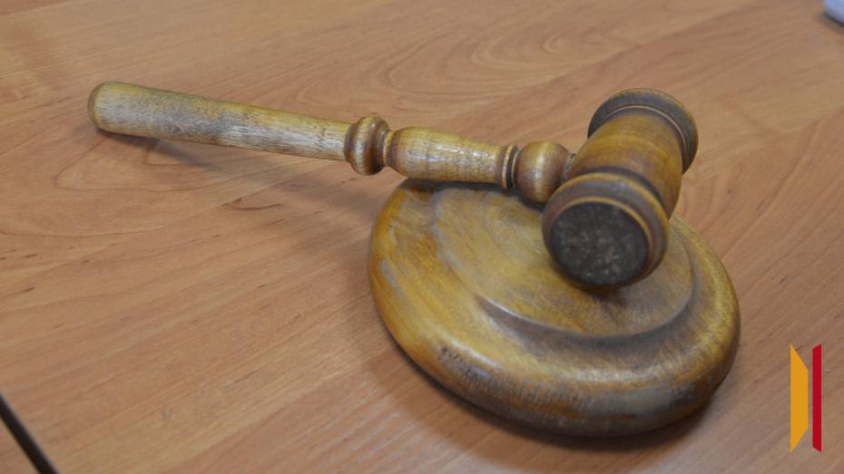 В Воронеже 3 иностранцев приговорили к 9 годам колонии строгого режима за сбыт наркотиков