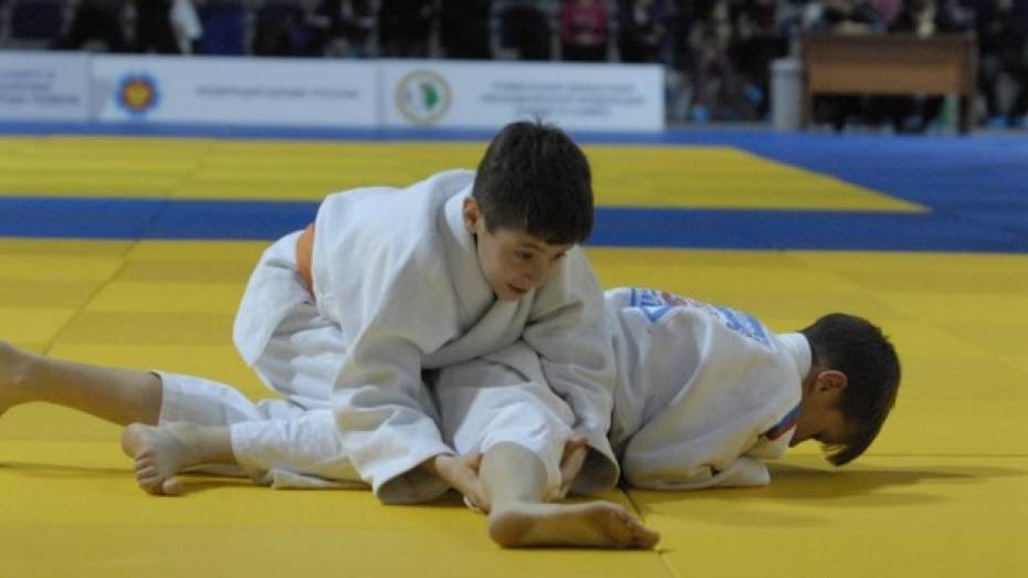 Поворинские дзюдоисты привезли шесть золотых медалей с двух турниров