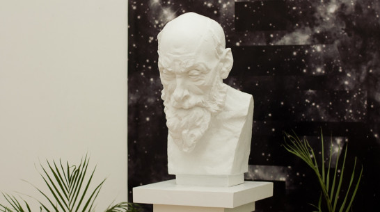 В Воронеже открылась выставка о космосе, НЛО и краеведении