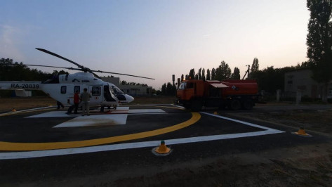Медицинский вертолет совершил 15 экстренных вылетов с площадки под Бобровом