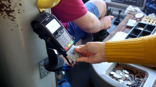 Воронежцы стали чаще платить банковскими картами